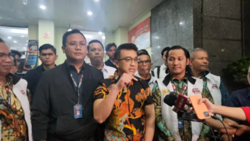 Aiman Witjaksono Batal Hadir Pemeriksaan Kasus Ijazah Jokowi, Kirim Legal Opinion