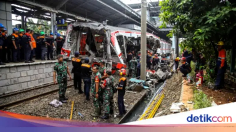 Anak Cerita Evakuasi Ibu Terjebak KRL Ditabrak KA Argo Bromo