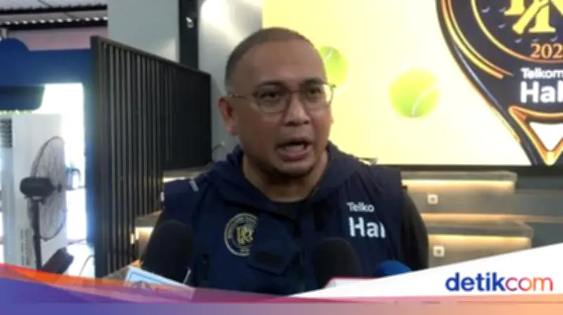 Andre Rosiade Gelar Turnamen Padel Gratis dengan Makan Siang untuk Semua Peserta