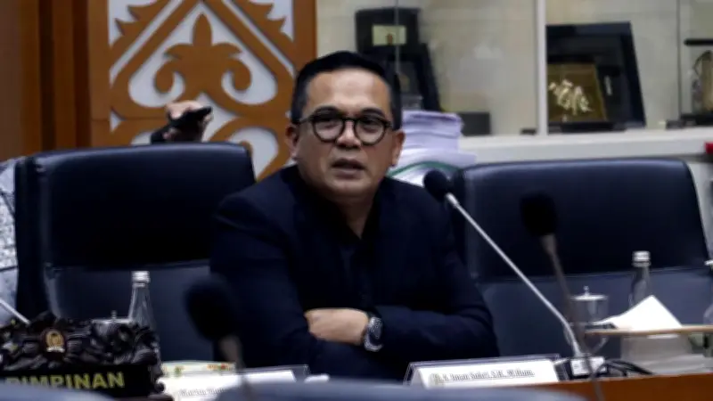 Anggota DPR Kritik Serial 'Love & 10 Million Dollars', Serukan Film Indonesia Naik Kelas dengan Kualitas Cerita