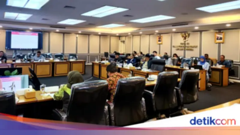 Anggota DPR Pertanyakan Popularitas Pemuda Pancasila Dibanding BPIP