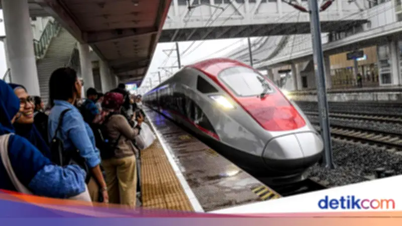 Aturan Bawa Skuter Lipat di Whoosh dan Cara Gratis Reschedule Tiket