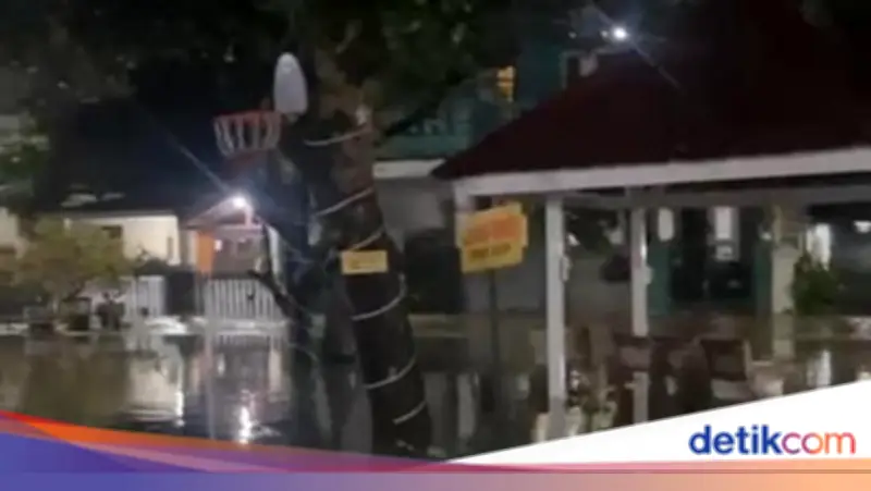 Banjir 1 Meter Rendam Pondok Hijau Ciputat Tangsel, Warga Khawatir