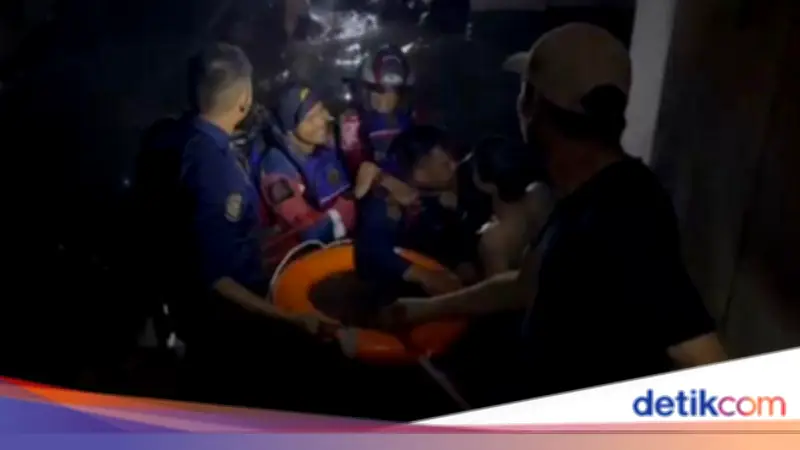 Banjir Landa 16 Kecamatan di Bandar Lampung, Satu Warga Meninggal Dunia