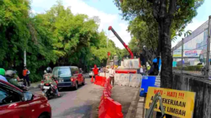 Banyak Aduan Jalan Rusak Akibat Galian, Pemprov DKI Janji Perketat Pengawasan