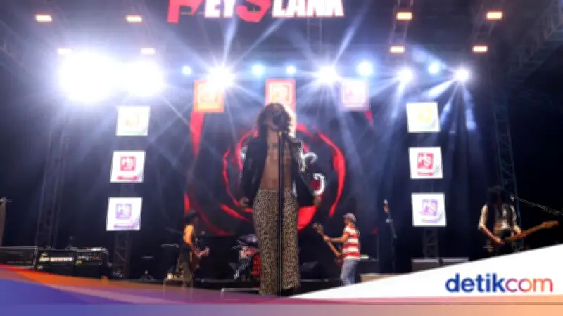 Belasan Korban Pencopetan di Konser Slank Malang, 14 HP Raib