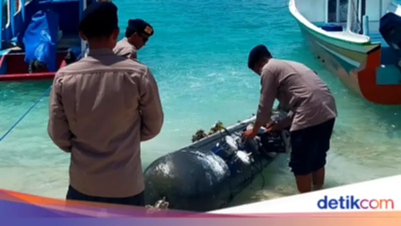 Benda Mirip Torpedo dengan Tulisan Aksara China Ditemukan di Perairan Gili Trawangan NTB