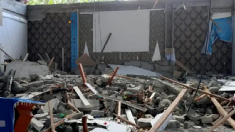 BMKG Catat 29 Gempa Susulan Guncang Maluku Utara Pasca Lindu M 7,6