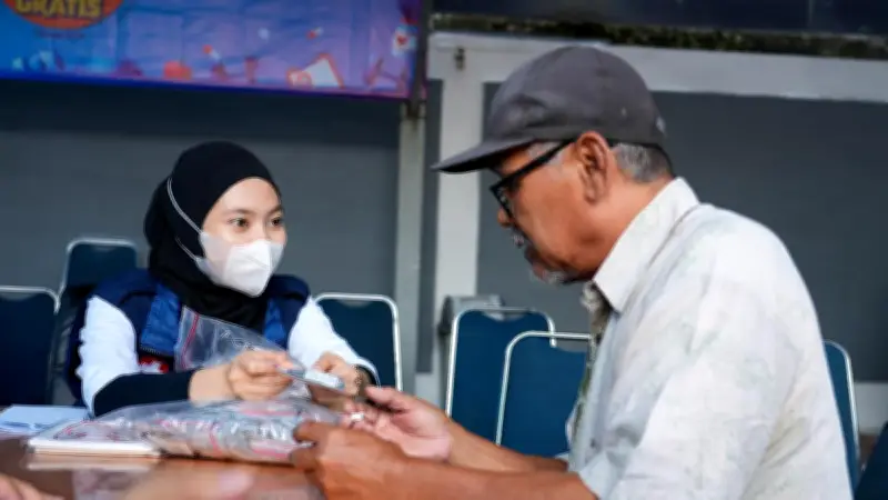 BRI Peduli Gelar Pemeriksaan Kesehatan Gratis untuk 9.500 Warga di Berbagai Daerah