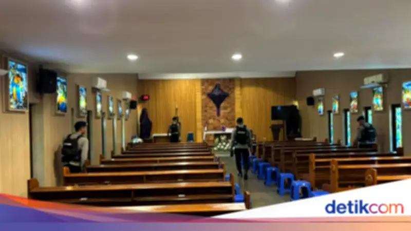 Brimob Polda Metro Sterilisasi 18 Gereja untuk Jamin Keamanan Ibadah Paskah
