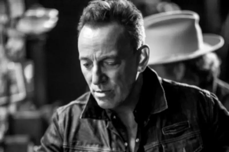 Bruce Springsteen Buka Tur 2026 dengan Pidato Politik Berapi-api di Minneapolis