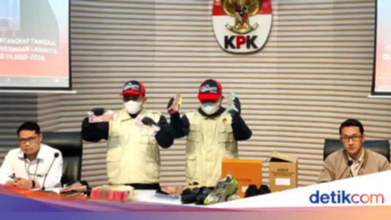 Bupati Tulungagung Gatut Sunu Wibowo Ditahan KPK atas Kasus Pemerasan Kepala OPD