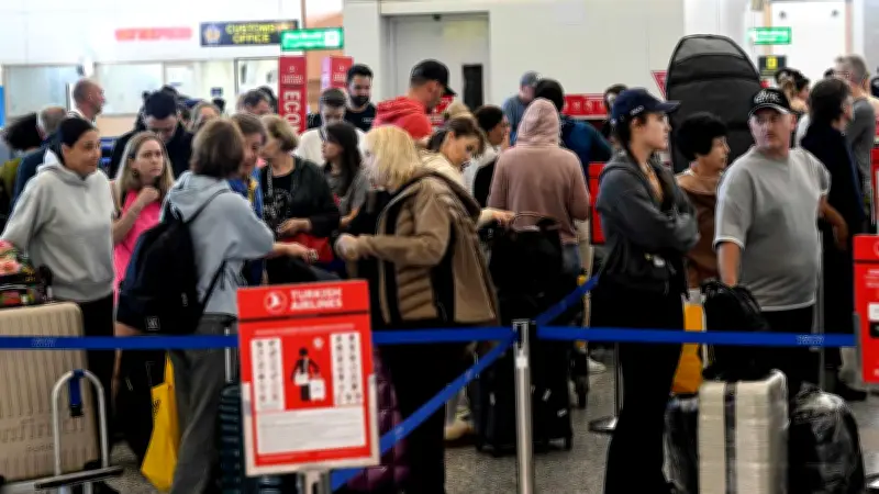 Cuaca Buruk dan Atap Jebol Ganggu Operasional Bandara Soetta, 12 Penerbangan Dialihkan