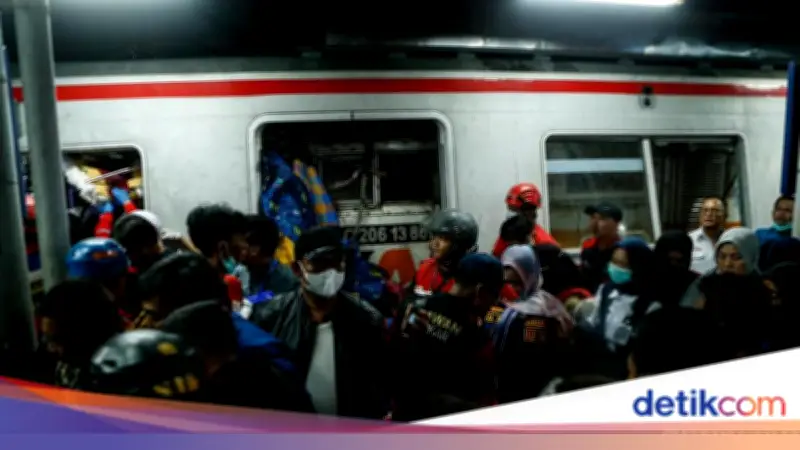 Dasco: 29 Korban Dievakuasi, 3 Tewas dalam Tabrakan Kereta di Bekasi