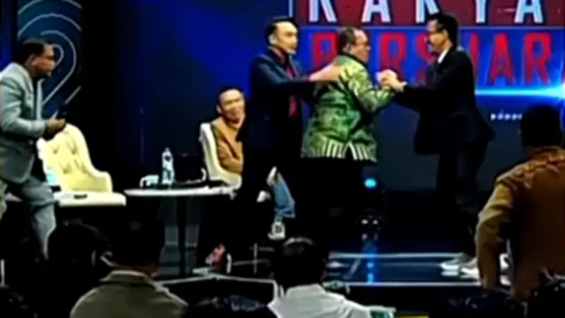 Debat Sengit Jahmada Girsang dan Refly Harun Nyaris Berujung Adu Jotos