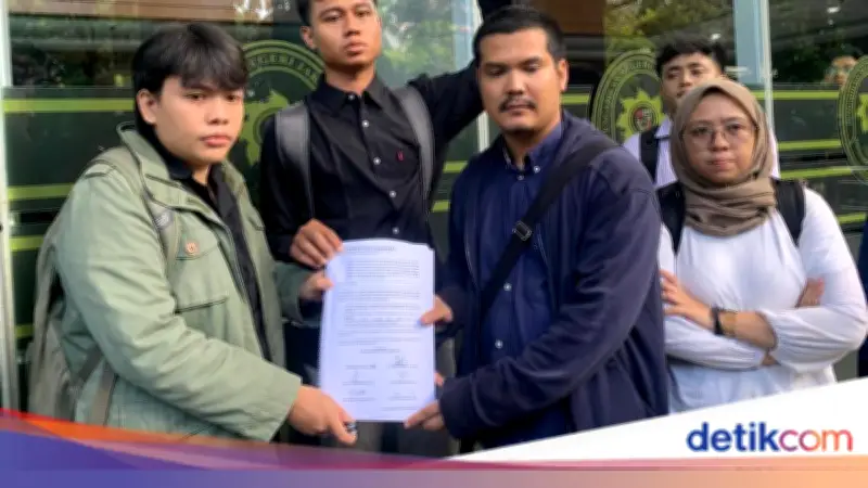 Delpedro Cs Serahkan Kontra Memori Kasasi, Minta Hakim Tolak Permohonan JPU
