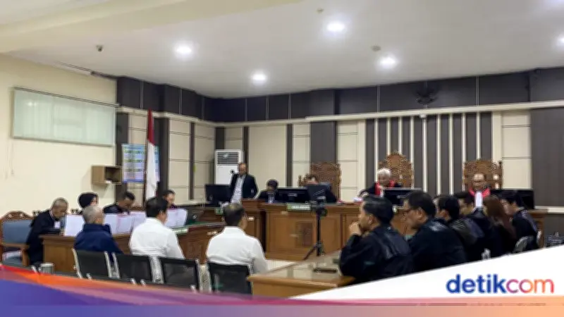 Dua Bos Sritex Dituntut 16 Tahun Penjara dalam Kasus Korupsi Fasilitas Kredit