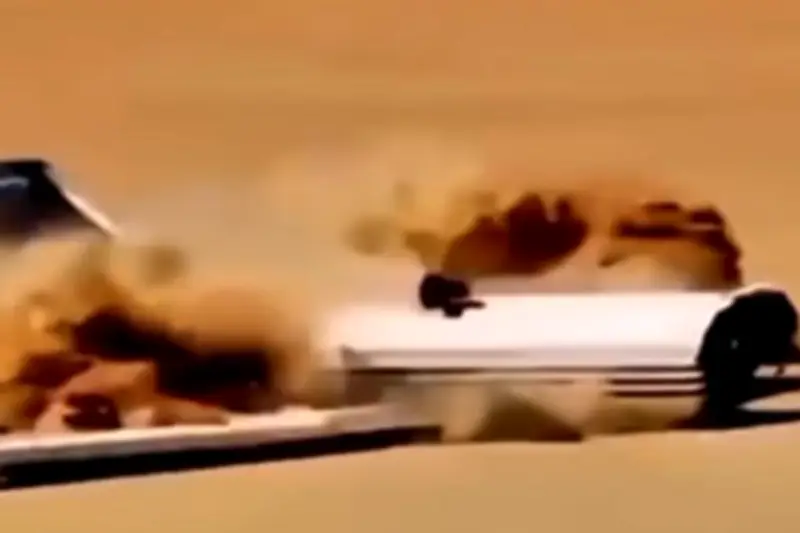 Eksperimen Pesawat Boeing 727 Sengaja Dijatuhkan untuk Simulasi Kecelakaan 2012