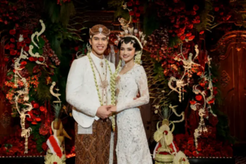 Fakta Menarik Pernikahan El Rumi dan Syifa Hadju, Mahar Unik hingga Dansa Orang Tua