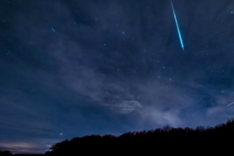 Fenomena Astronomi Mei 2026: Bulan Purnama hingga Hujan Meteor