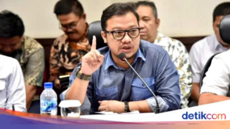 Golkar Minta Kemenhub Evaluasi Operasional Taksi Hijau Usai Kecelakaan Kereta