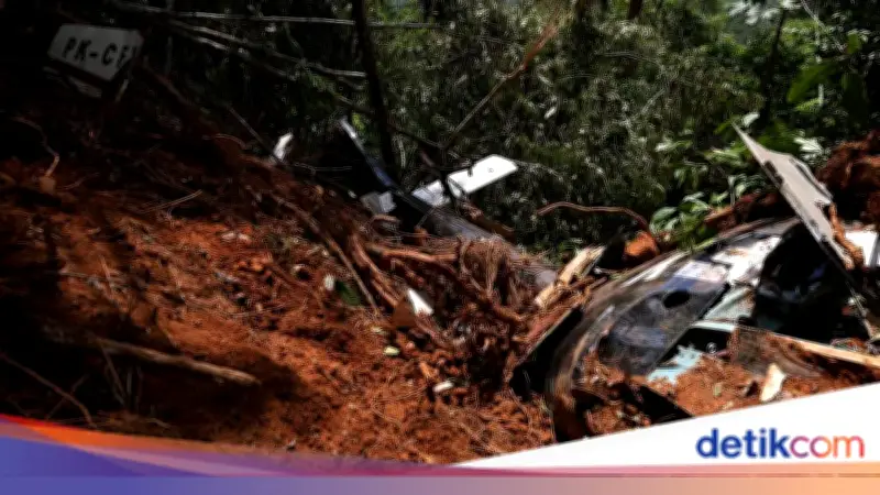 Helikopter Jatuh di Kalbar Tewaskan 8 Orang, Termasuk Warga Malaysia: 6 Fakta Lengkap