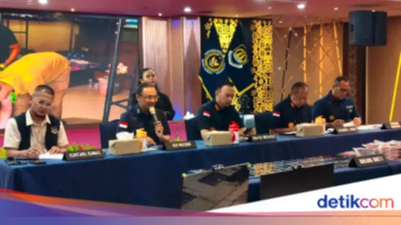 Imigrasi Tangkap 16 WNA Diduga Pelaku Love Scam di Sukabumi