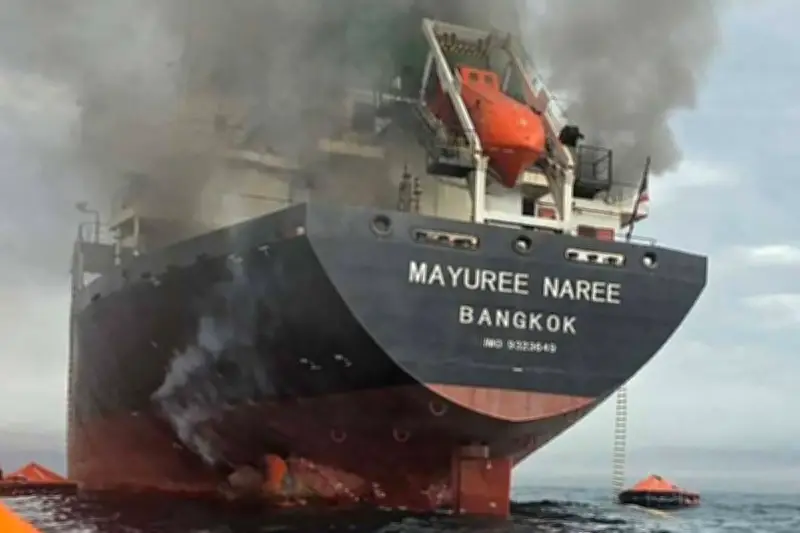 Jasad Ditemukan di Kapal Kargo Thailand yang Diserang di Selat Hormuz