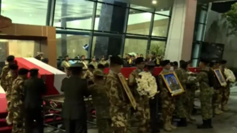 Jenazah Tiga Prajurit TNI Gugur di Lebanon Dipulangkan, Prabowo Pimpin Penghormatan Terakhir