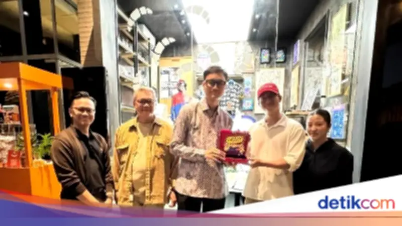 JNE Dukung Ekosistem Kreatif, Jadi Mitra Logistik Eksklusif 'Let Them Eat Art'