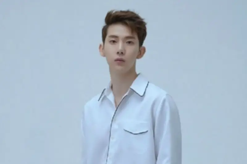 Jo Kwon 2AM Ungkap Alasan Menghilang: Fokus Rawat Orang Tua Sakit