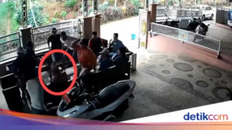 Kades Lumajang Dikeroyok 10 Orang Usai Ucapan di Pengajian Picu Amarah