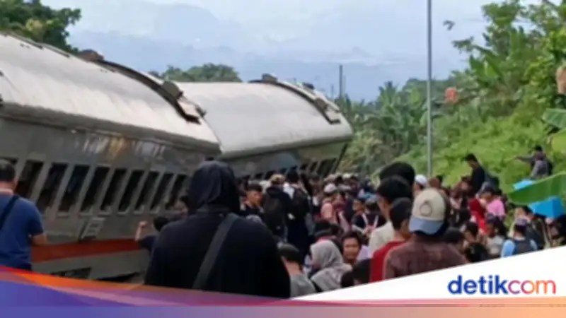 KAI Batalkan 8 Perjalanan KA Imbas Anjloknya KA Bangunkarta di Brebes
