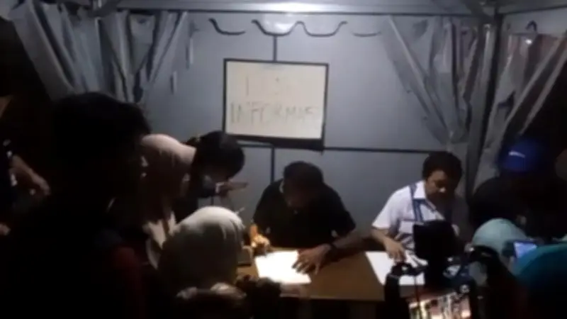 KAI Buka Posko Informasi untuk Keluarga Korban Kecelakaan Kereta di Bekasi
