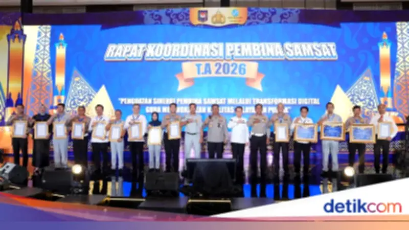 Kakorlantas Beri Penghargaan ke Polda Atas Inovasi Samsat