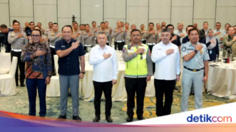 Kakorlantas Buka Anev Operasi Ketupat 2026, Tekankan Sinergi dan Kolaborasi