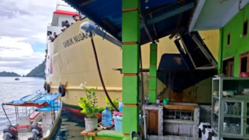 Kapal Pelni Tabrak Permukiman Warga di Banda Neira, Kronologi Lengkap