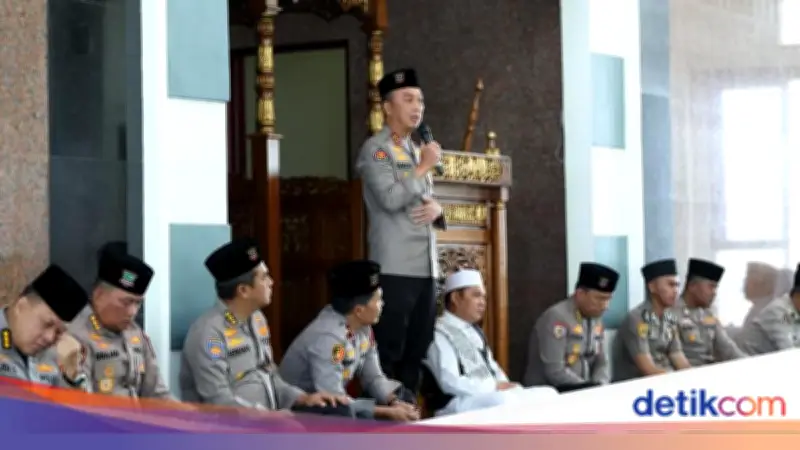 Kapolda Sumsel Beri Pesan Spiritual pada Calon Haji di Acara Walimatussafar