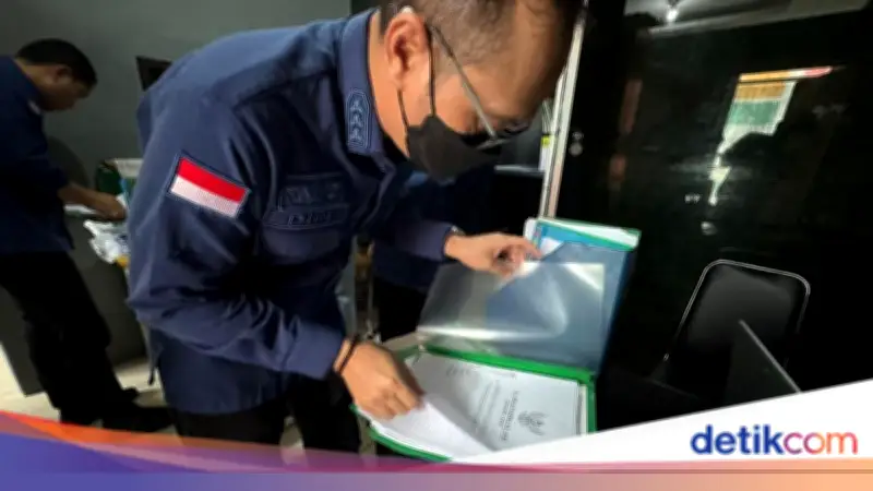 Kejati Banten Geledah Kantor BUMD PT ABM Terkait Dugaan Korupsi Pengelolaan Keuangan