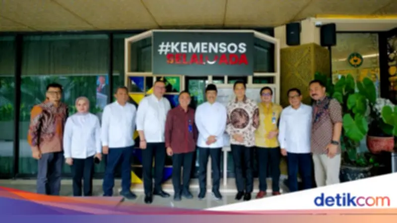 Kemensos dan PT Pos Kembangkan Skema Pemberdayaan Penerima Bansos