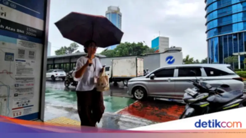 Kenapa Masih Turun Hujan di Musim Kemarau? Ini Kata BMKG