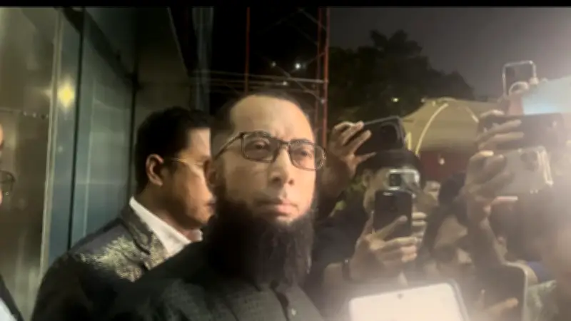 Khalid Basalamah Usai Diperiksa KPK: Saya Tak Pernah Interaksi dengan Tersangka Kuota Haji