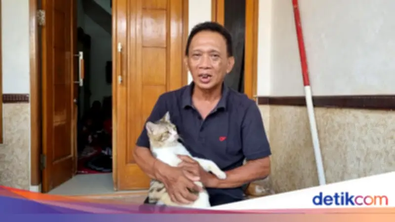 Kisah Pilu Ayah Kehilangan Anak di Kecelakaan KA Bekasi