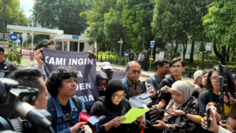Koalisi Sipil Serahkan Surat Andrie Yunus ke Prabowo, Desak TGPF Independen