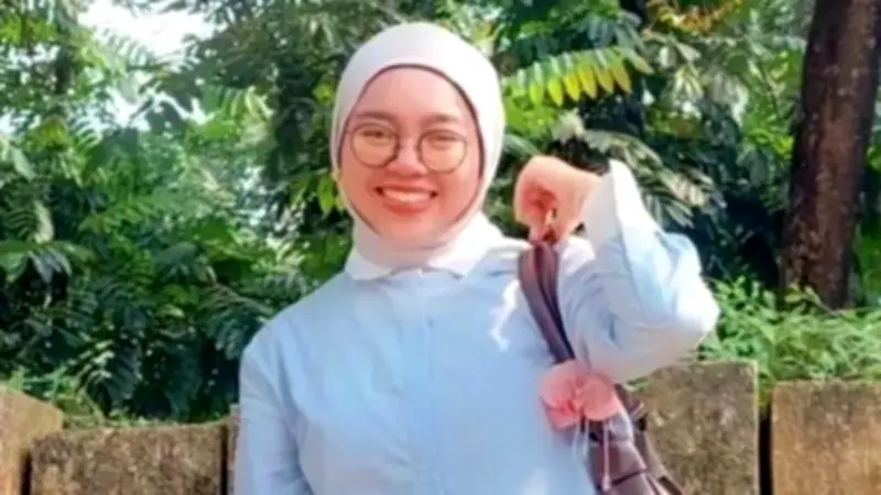 Korban Kecelakaan Kereta Bekasi Pulang, Peti Tertutup Nur Ainia