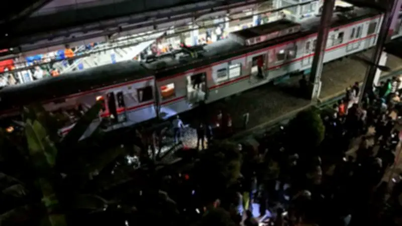 Korban Meninggal Kecelakaan KRL Bekasi Bertambah Jadi 16 Orang