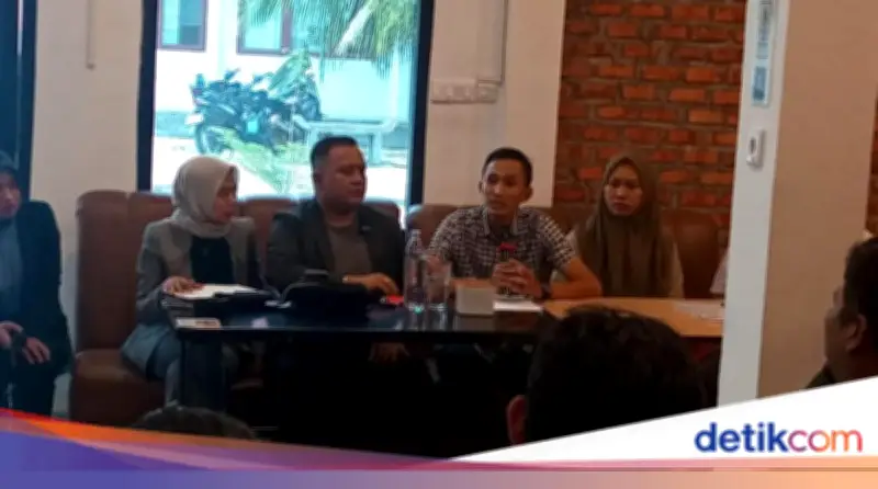 KPK Periksa Ajudan Gubernur Riau Marjani sebagai Tersangka Baru Kasus 'Jatah Preman'