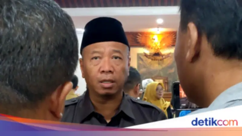 KPK Tangkap Bupati Tulungagung Gatut Sunu dalam OTT, 16 Orang Diamankan