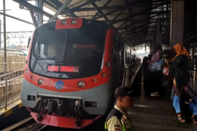 KRL Jogja-Solo Tetap Beroperasi di Hari Minggu, Jadwal Lengkap Pagi hingga Malam