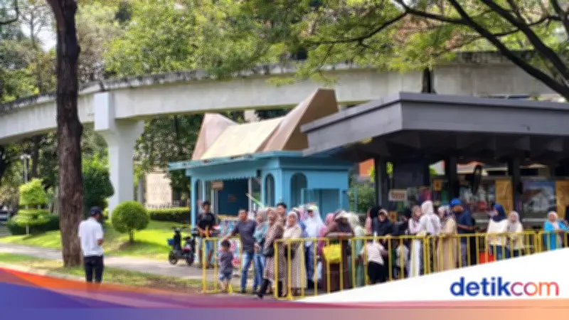 Long Weekend Paskah, TMII Kebanjiran 10 Ribu Pengunjung Hingga Siang Ini